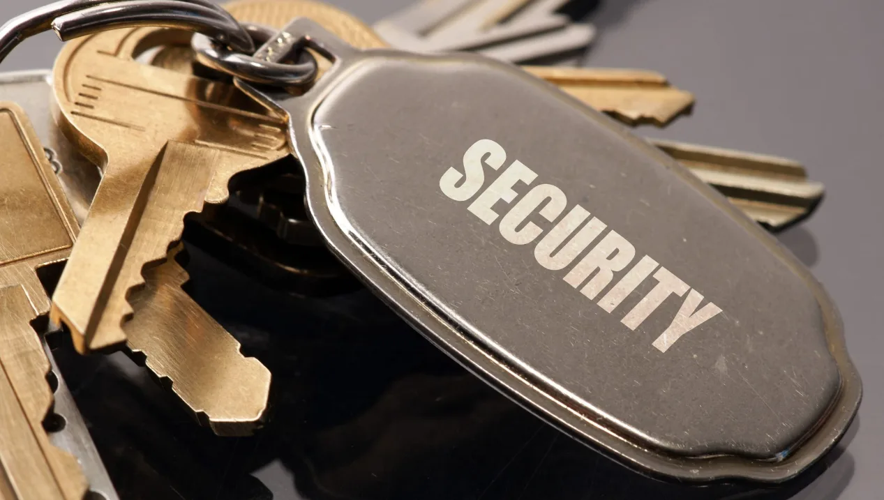 Master key hierarchy with grand master and individual tenant keys for commercial building