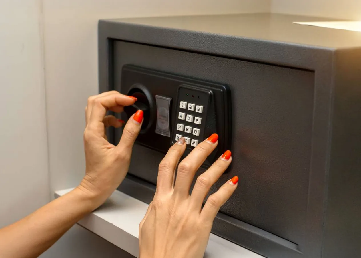 Triton Locksmith Plantation providing safe installation plantation in Plantation FL